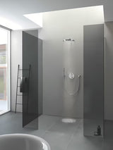 Podomítková termostatická sprchová baterie Grohe Grohtherm v chromovém provedení pro hlavovou i ruční sprchu.