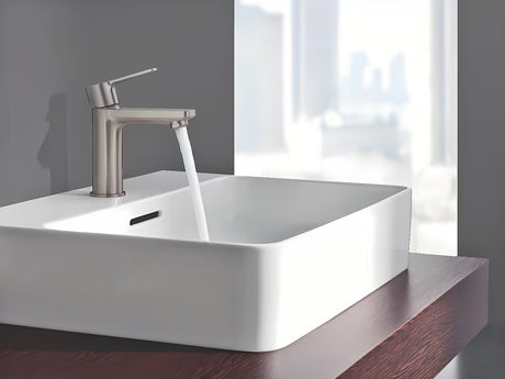 Umyvadlová páková baterie Grohe Lineare v provedení supersteel s clic-clacem a krátkou výpustí