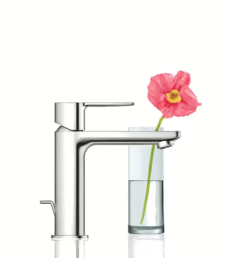 Chromová páková umyvadlová baterie Grohe Lineare se standardní výpustí
