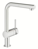 Dřezová baterie Grohe Minta v provedení supersteel s otočnou L výpustí a vytahovací sprškou.