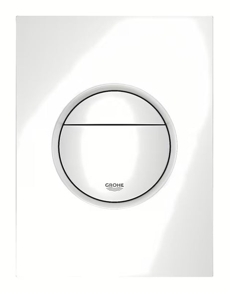 Bílé splachovací tlačítko Grohe Nova Cosmopolitan S Alpine White pro podomítkové nádrže s duálním splachováním.