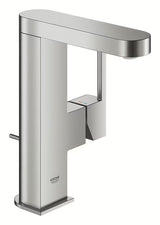 Umyvadlová páková baterie Grohe Plus v provedení supersteel s otočnou výpustí a odtokovou soupravou.