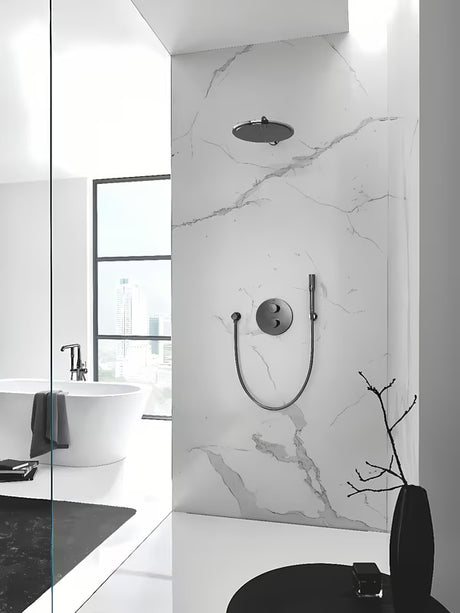 Nástěnná páková vanová baterie Grohe Lineare v chromovém provedení s přepínáním vana sprcha