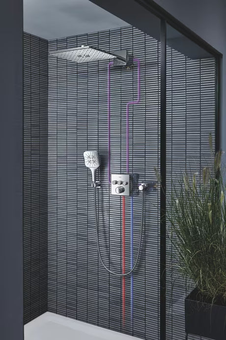 Chromová hlavová sprcha Grohe Rainshower SmartActive 310 Cube se sprchovým ramenem a dvěma proudy