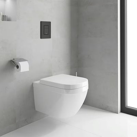 Ovládací splachovací tlačítko Grohe Skate Cosmopolitan v provedení phantom black s matným povrchem