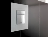 Ovládací tlačítko Grohe Skate Cosmopolitan se skleněným povrchem v měsíční bílé barvě.