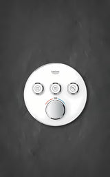 Podomítková termostatická sprchová baterie Grohe Grohtherm SmartControl v provedení Moon White