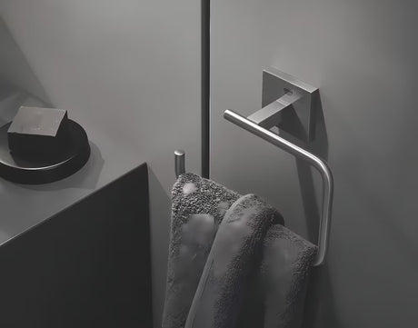Držák ručníků Grohe Start Cube Accessories v provedení supersteel se skrytým upevněním