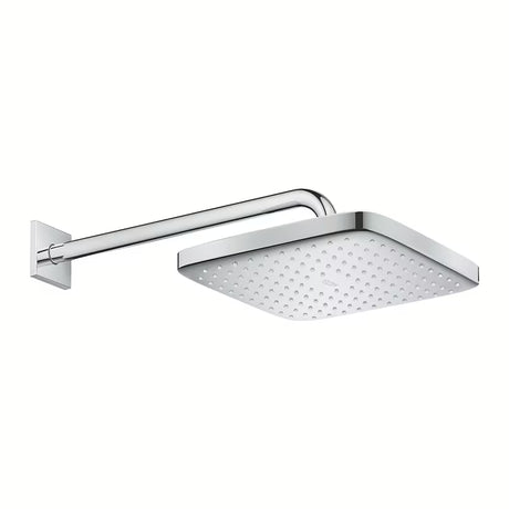 Chromová hlavová sprcha Grohe Tempesta 250 Cube s nástěnným sprchovým ramenem a proudem Rain