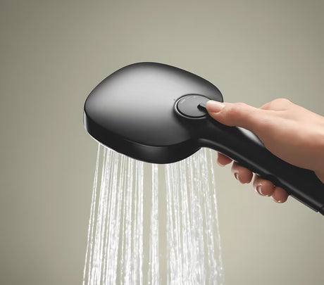 Ručná sprcha Grohe Tempesta Cube 110 v matné černé barvě se dvěma proudy Rain a Jet