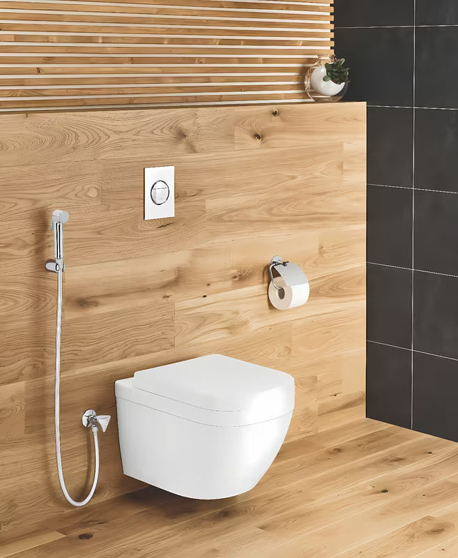 Bidetová sprška Grohe Tempesta-F Trigger Spray v chromu s tlačítkovým ovládáním a nástěnným držákem