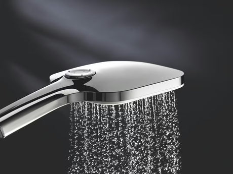 Chromová ruční sprcha Grohe Vitalio 130 SmartActive Cube se třemi proudy a ovládáním SmartTip