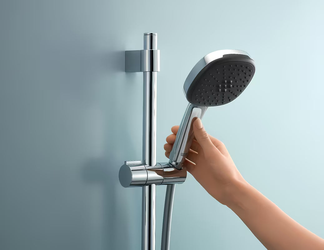 Chromový sprchový set Grohe Vitalio Start s ruční sprchou, sprchovou tyčí a hadicí