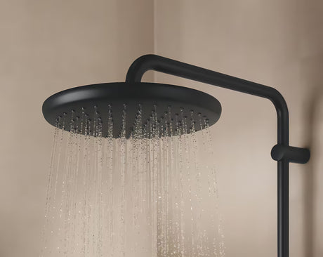 Matně černý sprchový systém Grohe Vitalio Start 250 s termostatickou baterií, hlavovou a ruční sprchou