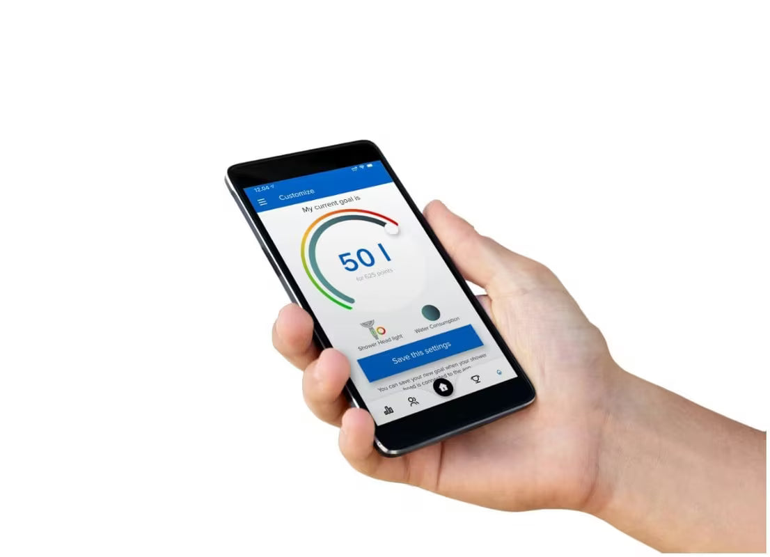 Ruční sprchová hlavice Hansa Activejet Digital v chromovém provedení s integrovaným displejem