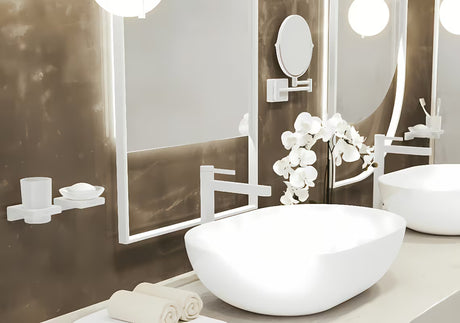 Hansgrohe AddStoris držák skleničky a kartáčků včetně skleničky v matně bílém provedení