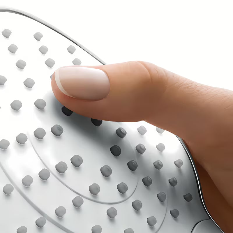 Ruční sprcha Hansgrohe Croma Select E v provedení bílá chrom s tlačítkem Select a průměrem 110 mm