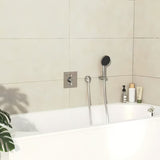 Podomítková sprchová baterie Hansgrohe DuoTurn E v chromovém provedení pro ovládání dvou spotřebičů.