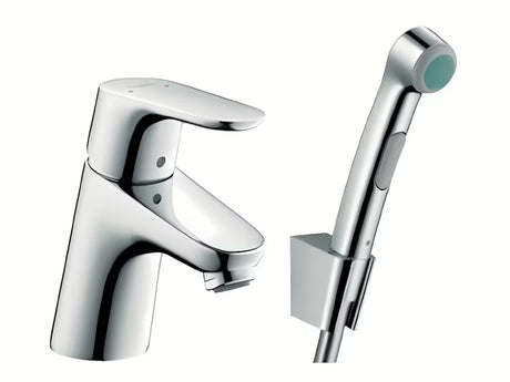Chromová páková umyvadlová baterie Hansgrohe Focus s bidetovou sprškou Bidette a sprchovou hadicí
