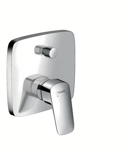 Podomítková páková vanová baterie hansgrohe Logis v chromovém provedení pro sprchu a napouštění vany.