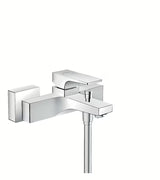 Kromirana enoročna armatura za kad hansgrohe Metropol za na steno s preklopnikom med kadjo in prho.