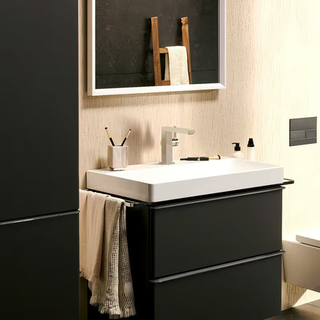 Chromová páková umyvadlová baterie Hansgrohe Tecturis E s boční pákou a výpustí