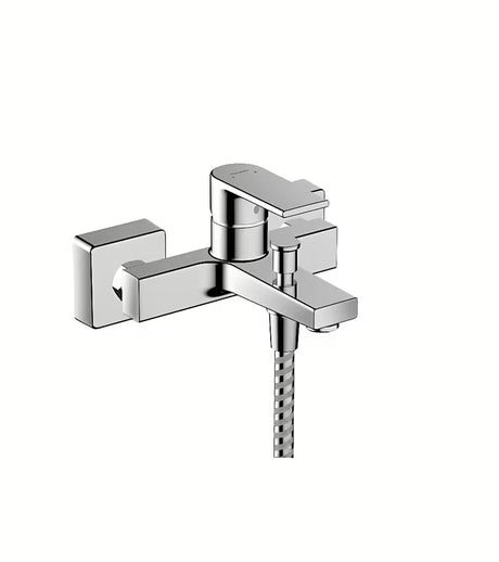 Nástěnná páková vanová baterie Hansgrohe Vernis Shape v chromovém provedení