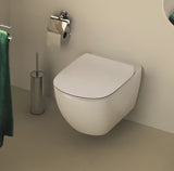Bílé závěsné WC Ideal Standard Tesi s technologií AquaBlade a sedátkem se SoftClose