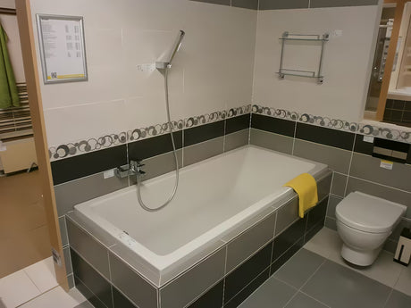 Obdélníková akrylátová vana Jika Cubito 180x80 cm s moderním hranatým designem
