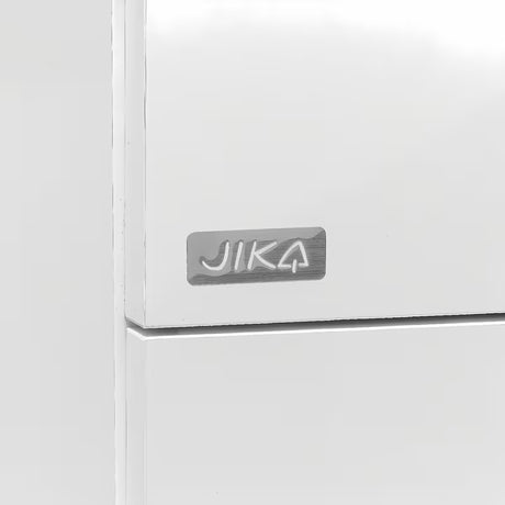 Bílá závěsná koupelnová skříňka Jika Plan s keramickým dvojumyvadlem a zásuvkami s plnovýsuvem.