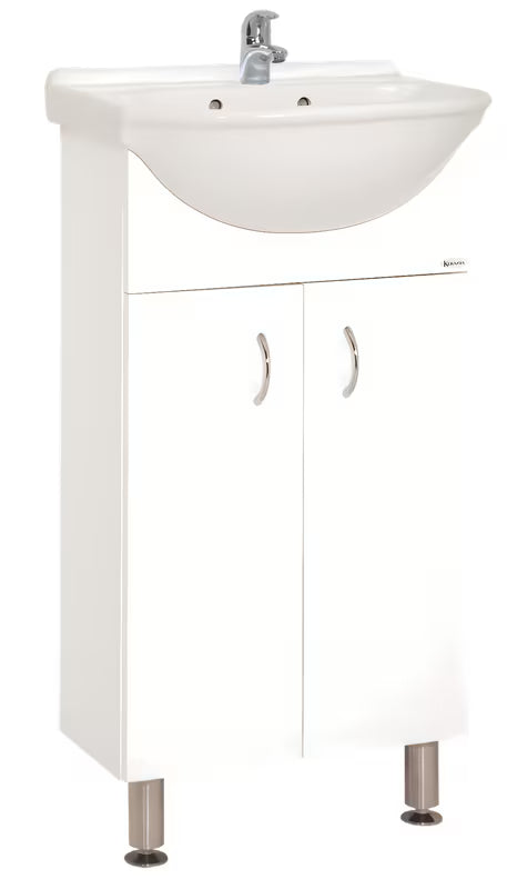 Bílá skříňka s umyvadlem Keramia Pro o šířce 43 cm vhodná do menší koupelny.