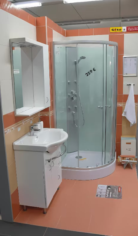 Bílá závěsná koupelnová skříňka Keramia Pro 20x17,2x80 cm vhodná vedle krátkého zrcadla