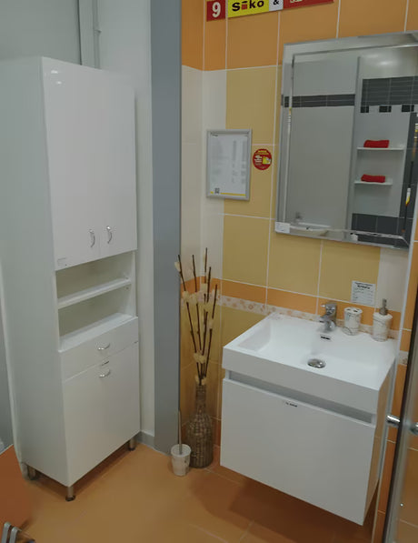 Keramia Pro bílá koupelnová skříňka ve vysokém lesku s vyjímatelným košem na prádlo