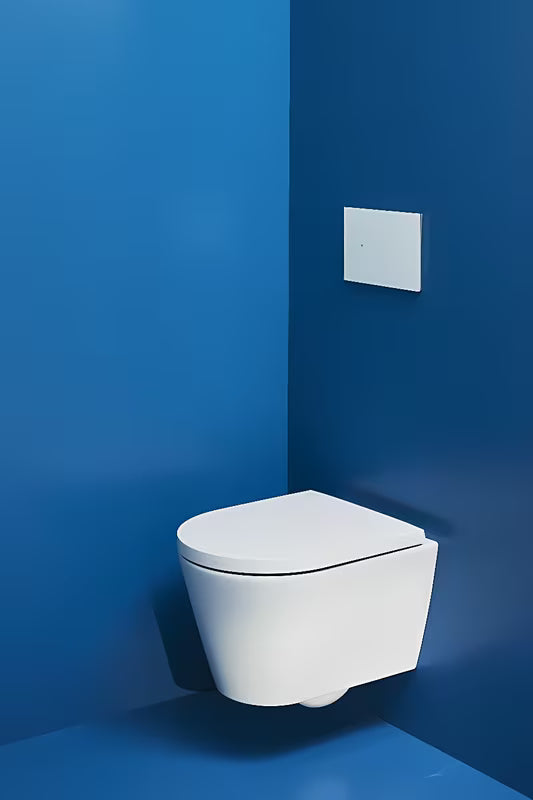 Bílé WC sedátko Laufen Kartell z duroplastu s tichým dovíráním SoftClose a odnímatelným provedením.