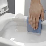 Bílé závěsné WC Laufen Pro s bezokrajovým provedením Rimless a skrytým uchycením EasyFit 2.0