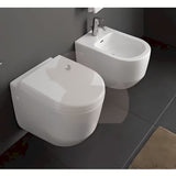 Bílé WC sedátko Laufen Pro z duroplastu s technologií SoftClose a nerezovými panty