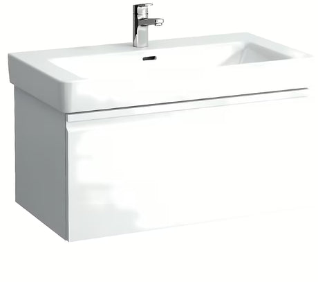 Nábytkové umyvadlo Laufen Pro S 85x46 cm z lesklé bílé keramiky s otvorem pro baterii uprostřed.