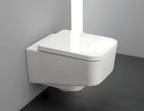 Bílé závěsné WC Laufen Pro S s bezokrajovým provedením bez splachovacího okruhu a hranatým designem.