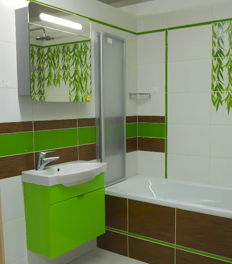 Šedostříbrná zrcadlová skříňka Naturel 60x65 cm s LED osvětlením a jedněmi dvířky vlevo.