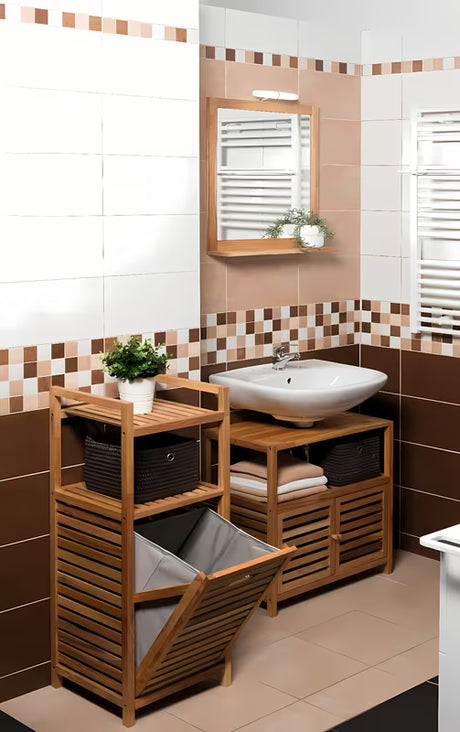 Stojící koš na prádlo Naturel Home v dekoru ořech s matným povrchem a vyjímatelnou šedou textilní vložkou.