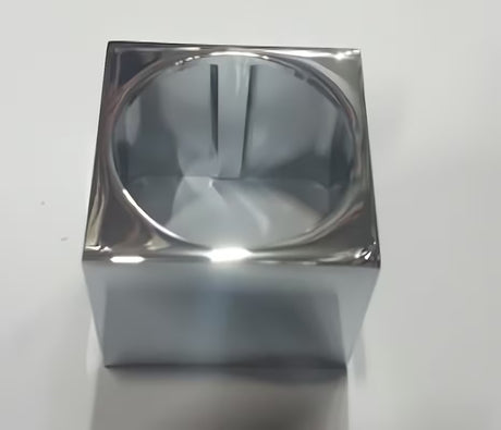 Krytky sprchové baterie Optima série Do210 pro ochranu spojovacích částí a čistý vzhled koupelny.