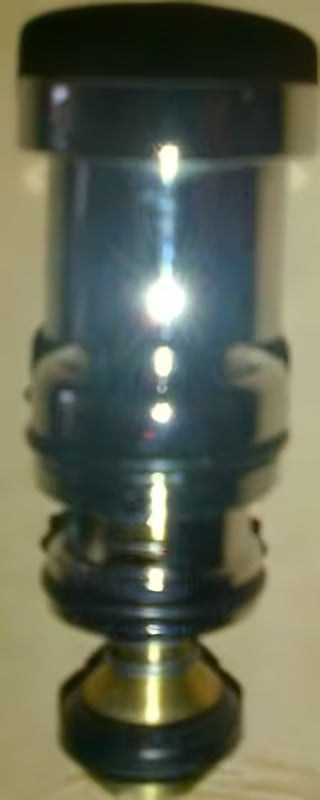 Přepínač Optima pro snadné přepínání toku vody mezi výstupy v koupelně.