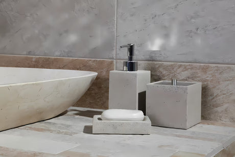Volně stojící mýdlenka Optima Supera z polyresinu v dekoru light-limestone