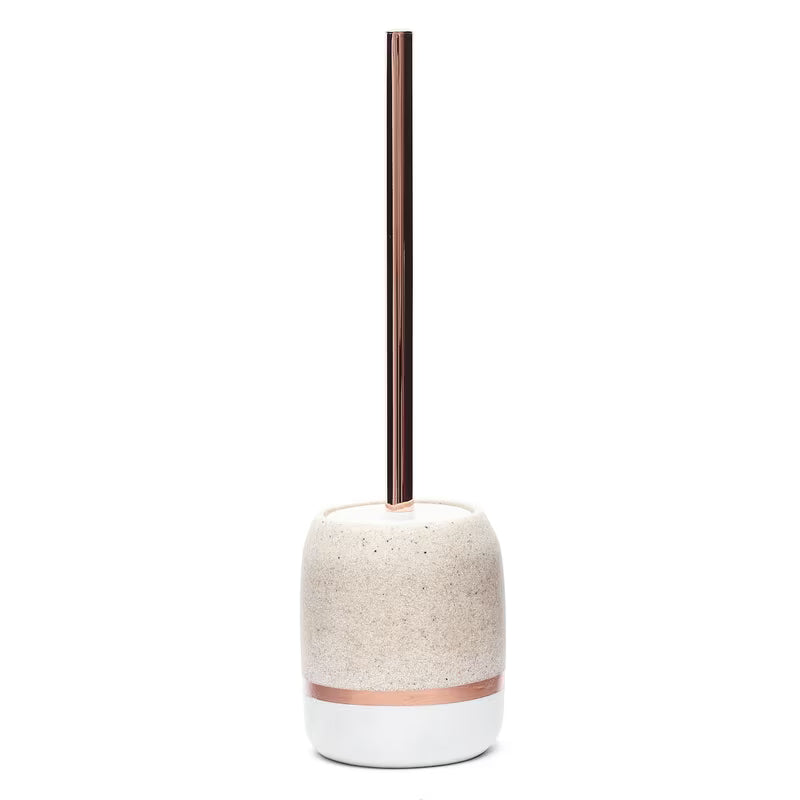 Volně stojící WC štětka Optima Tera v dekoru light-limestone s držákem v barvě rosé gold.