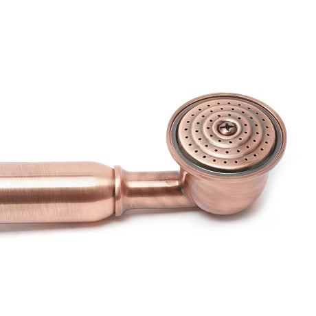 Ruční sprcha Paffoni Ricordi v retro designu v měděném provedení s průměrem hlavice 5,3 cm.