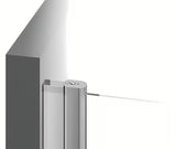 Sprchové dveře Ravak Chrome 120 cm v lesklém chromu s čirým bezpečnostním sklem a otočným otevíráním.