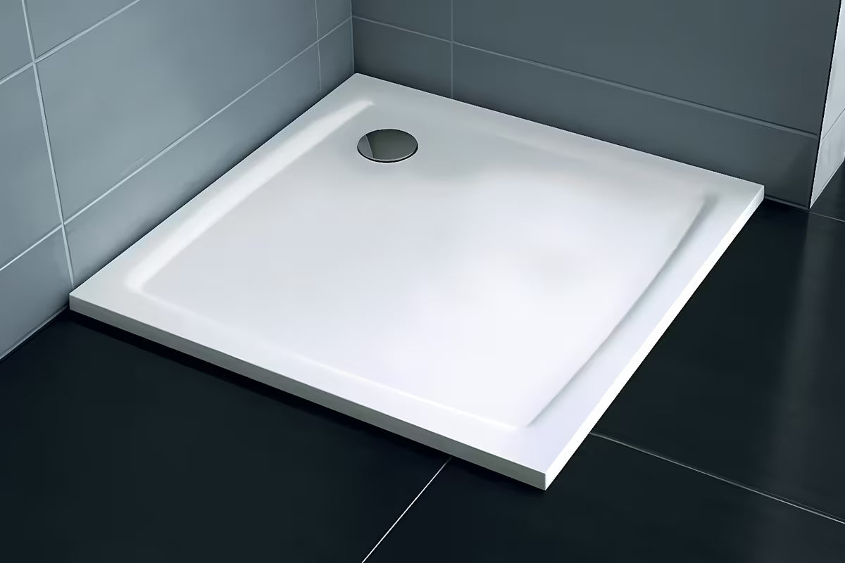 Bílá čtvercová sprchová vanička Ravak Perseus Pro Flat 90x90 cm z litého mramoru s hladkým povrchem