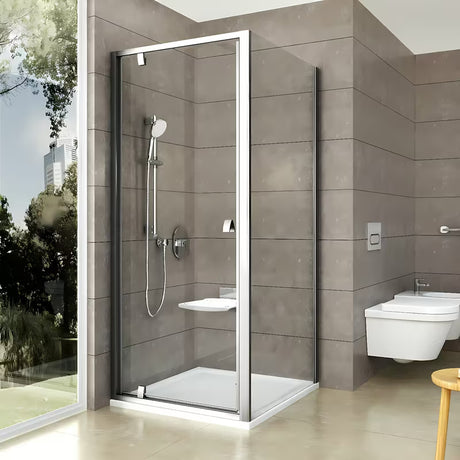 Sprchové dveře Ravak Pivot 90 cm v matném chromu s čirým sklem a otočným otevíráním