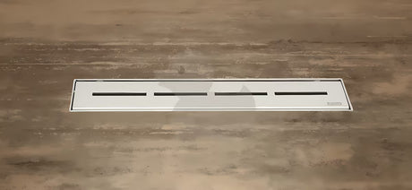 Nerezový sprchový žlab Ravak Runway 95 cm v lesklém provedení pro instalaci do prostoru