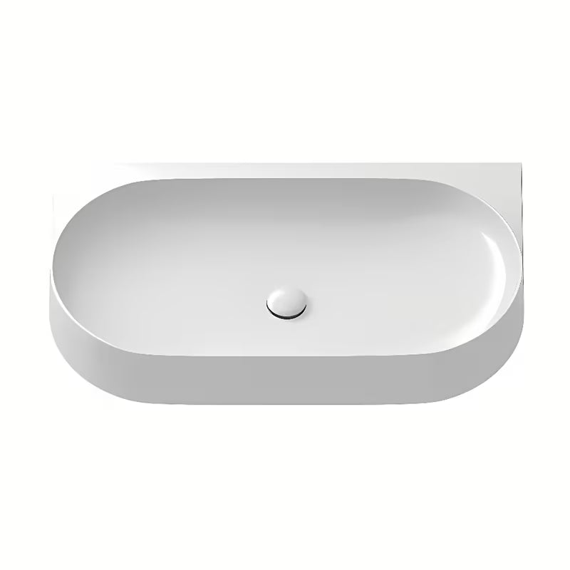 Bílé keramické zápustné umyvadlo Ravak Yard 80,5x50 cm s minimalistickým tvarem a odkládací plochou